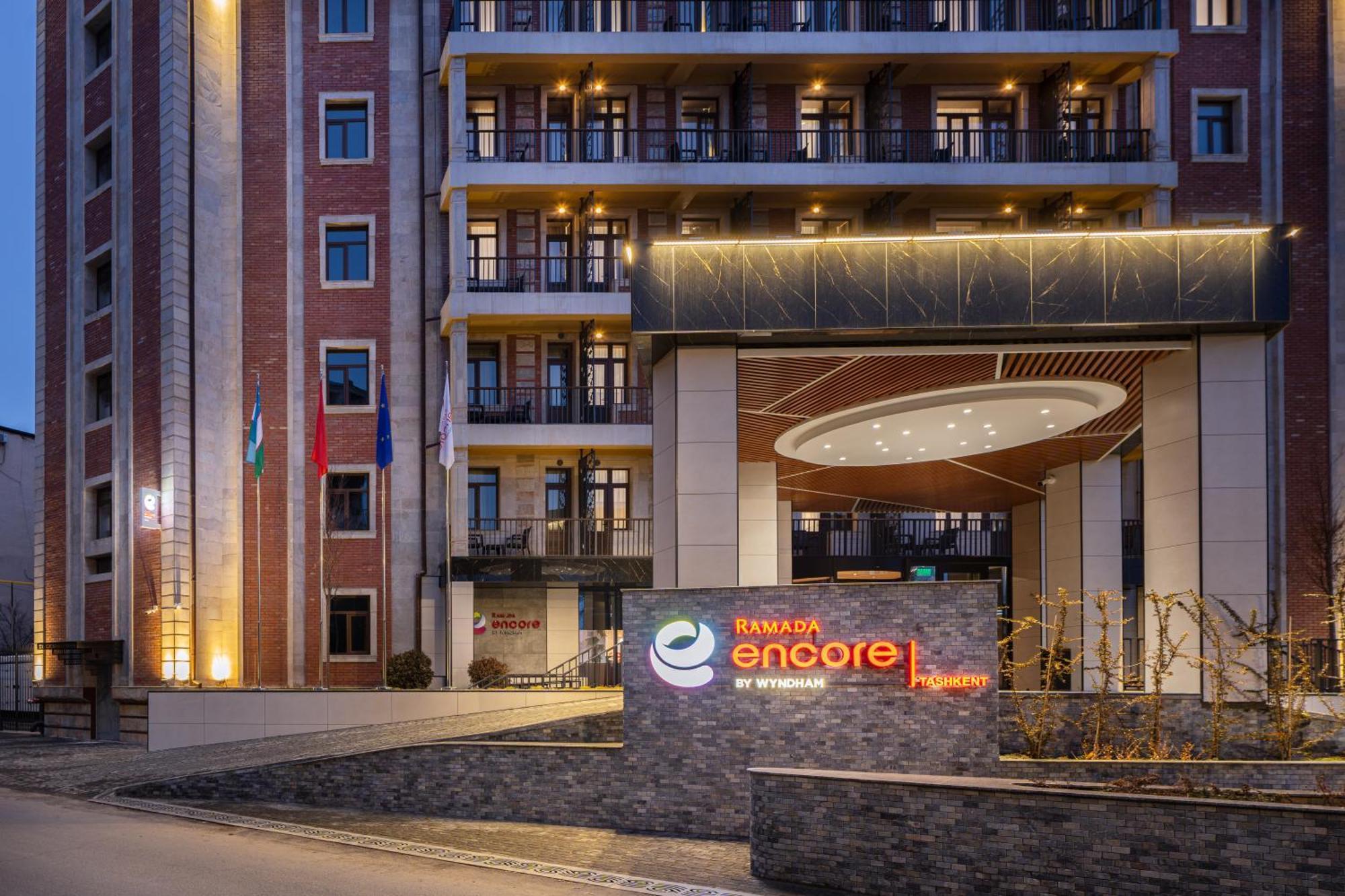 Ramada Encore By Wyndham Taškent Exteriér fotografie