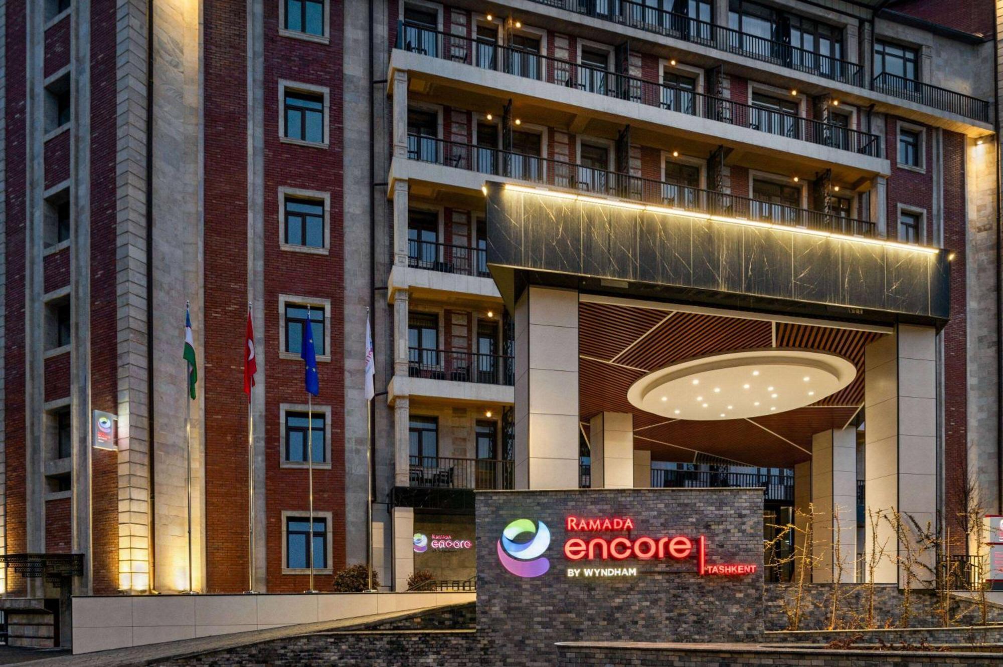 Ramada Encore By Wyndham Taškent Exteriér fotografie